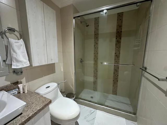 Suite en Venta Full Amoblada en Puerto Santa Ana, Riverfront II, Guayas — imagen 5
