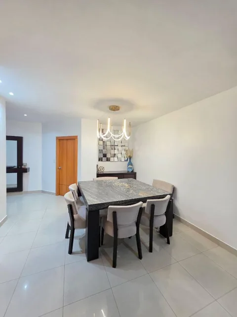 En Venta Departamento en Vizcaya Gardens - Los Ceibos, Guayas — imagen 4