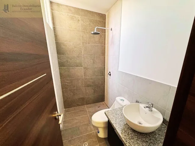 Departamento en Venta Tres Dorm. Nuevo, Dos Parqueaderos - Norte de Quito, Andalucia — imagen 4