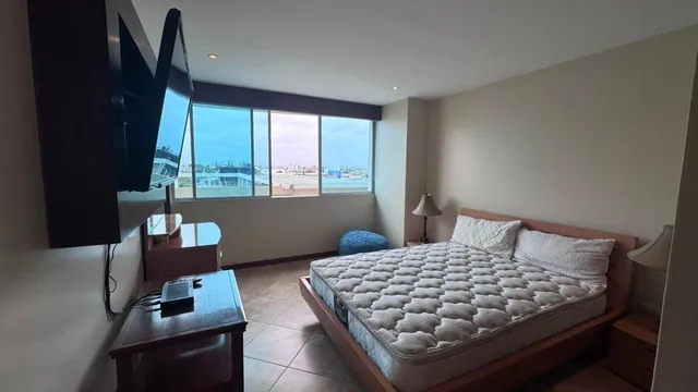 Vendo Departamento de 185 m² Directo a La Playa en San Lorenzo — imagen 2