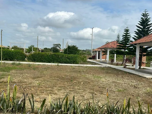 Terreno de 1768 m² en Venta en Norte de Playas Fincas Las Lagunas, Guayas — imagen 4