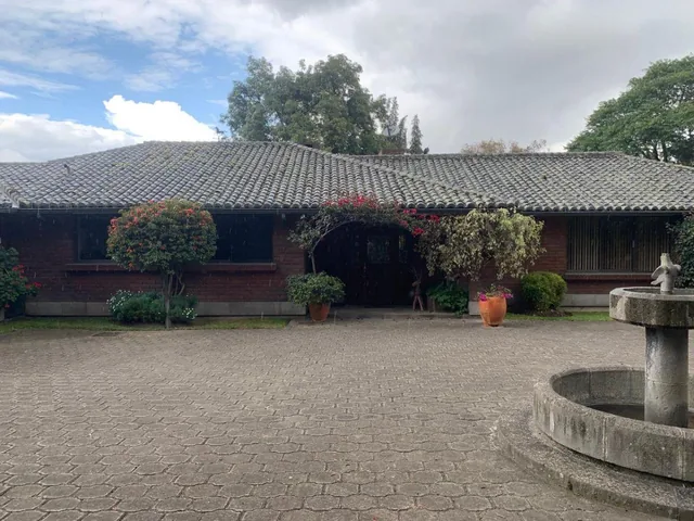 Venta Terreno de 12000 m² Para Proyecto Inmobiliario (Mitad del Mundo) — imagen 2