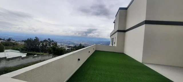Entrega Inmediata en Cumbaya - Yanazarapata! – 116,36 m² + 2 Parqueaderos + Terraza – $153.000 — imagen 3
