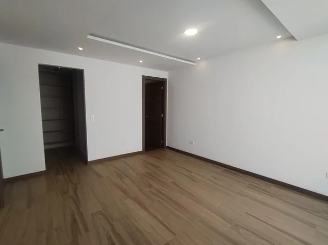 Se Vende Hermoso Departamento La Primavera Cumbaya — imagen 3