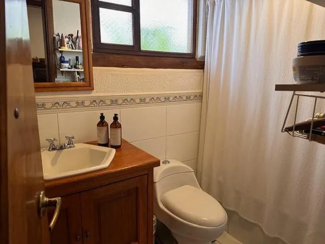 Vendo Departamento, Estilo Español en Urbanización Exclusiva — imagen 2