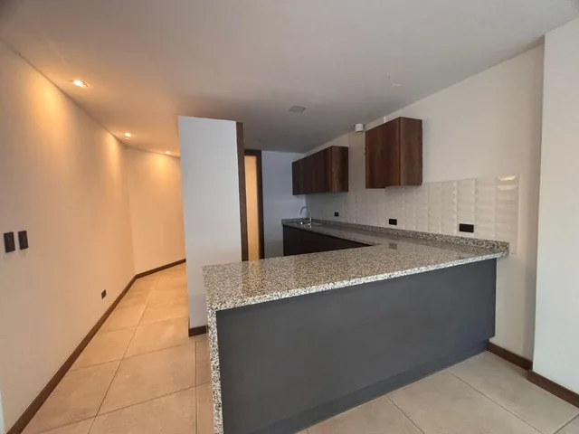 Vendo Departamento por Estrenar con Terraza en San Juan de Cumbayá — imagen 2
