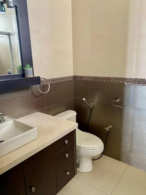 Vendo Amplio y Confortable Departamento, Guayas — imagen 2
