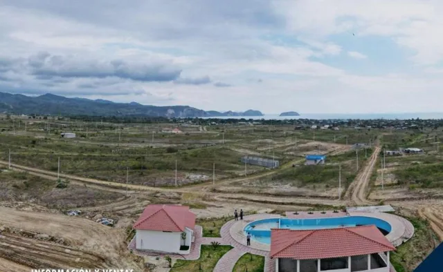 Terreno en Venta en Puerto Cayo – Manabí, Manabí — imagen 2
