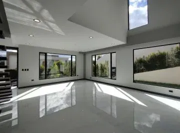 Venta Casa Independiente Dentro de Urbanización - Puembo — imagen 3