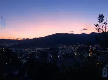 Departamento en González Suárez — imagen 5