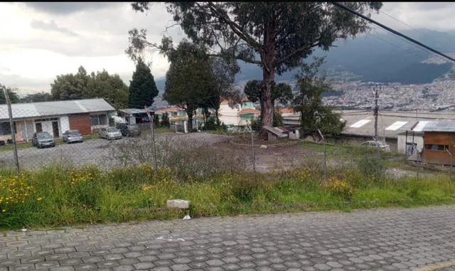 Terreno - Norte de Quito — imagen 2