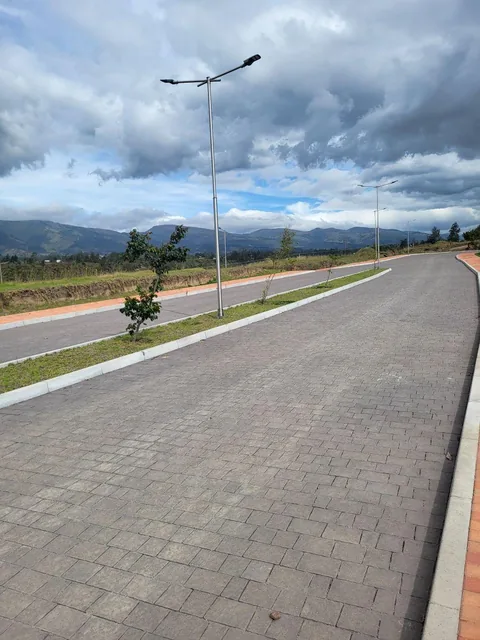 Hermoso Terreno Urbanizacion Palermo Puembo — imagen 3