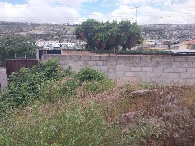Vendo Hermoso Terreno en Pomasqui, Junto Al Colegio Francés, Totalmente Plano, Urbanizacion Privada — imagen 4