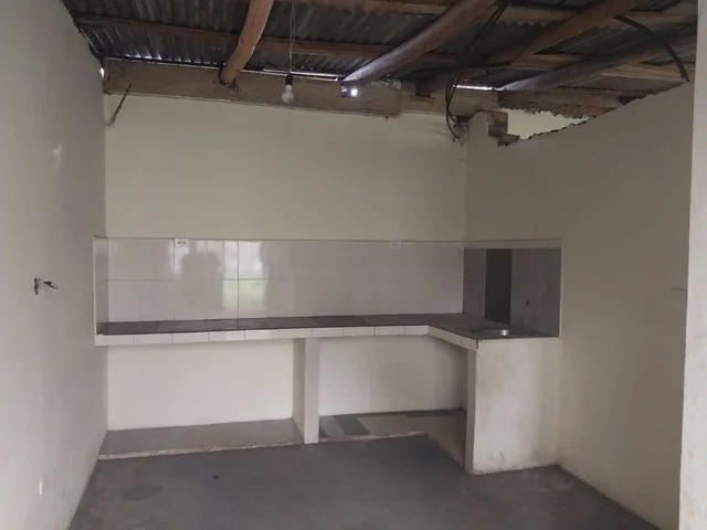 Vendo Terreno con Construccion Para Terminar en Guamaní en Derechos y Acciones, Excelente Ubicación — imagen 5