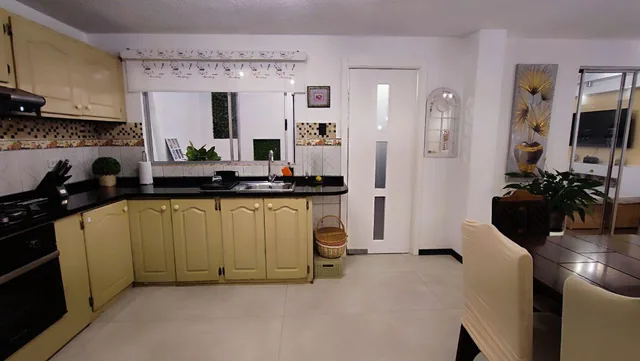 Vendo Casa Sector Yanbal 4 Dorm. Remodelada — imagen 4