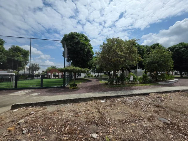 En Venta Terreno en Urbanizacion Portofino - Via a La Costa, Guayas — imagen 4