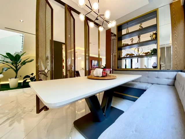 Casa en Venta con Vista Al Lago, Urb. Laguna Dorada, Km 1 Vía a Samborondón. Guayas — imagen 2