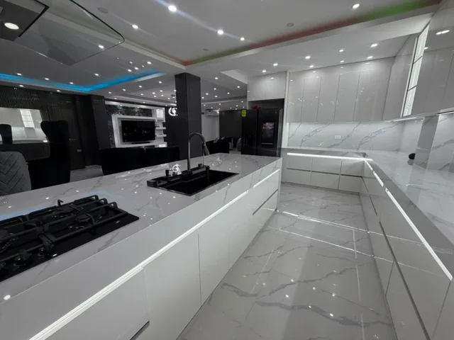 Edificio Residencial Premium en Venta | 14 Habitaciones | Vista Al Mar — imagen 4