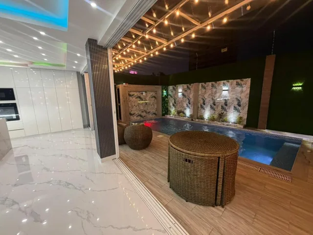 Edificio Residencial Premium en Venta | 14 Habitaciones | Vista Al Mar — imagen 3