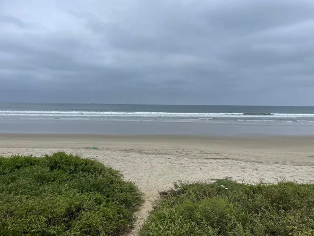 Vendo Terreno Frente Al Mar Entre Ayangue y Manglaralto Vista Islote El Pelado. Frente Playa 880 m — imagen 2