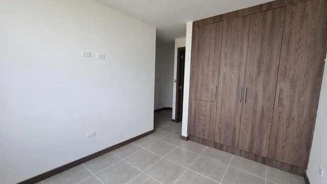 Vendo Edificio de 4 Departamentos en Urbanización en Conocoto — imagen 2