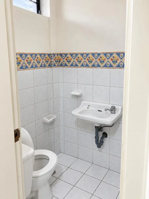 Casa Comercial de 400 m² en Venta en San Rafael El Triángulo Valle de Los Chillos — imagen 3