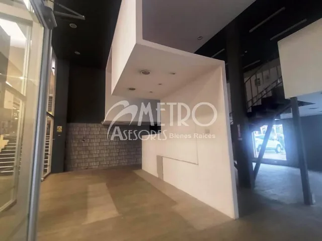 Local Comercial en Venta de 318 m C. C. Dicentro Sector El Bosque — imagen 5