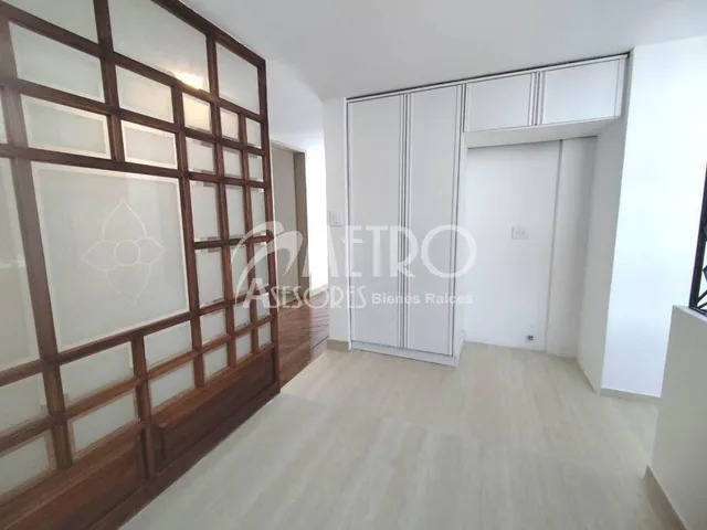 Consultorio en Alquiler 180 m² en Alquiler – Jipijapa — imagen 2