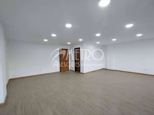 Consultorio en Renta 52 m² en Iñaquito — imagen 2