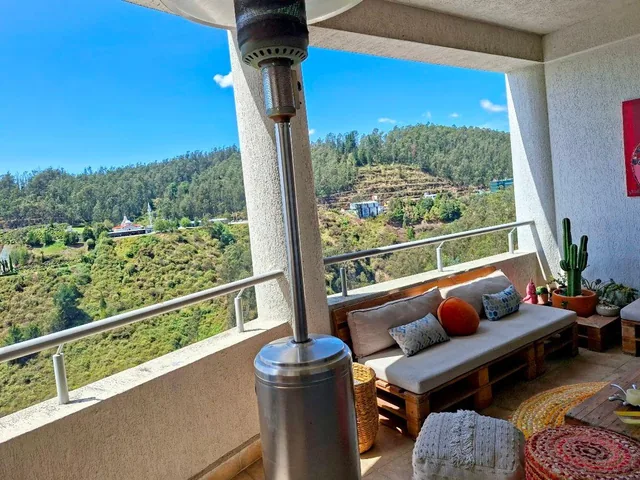 Venta de Departamento con Vista Panorámica 2 Habitaciones Monteserrin — imagen 3