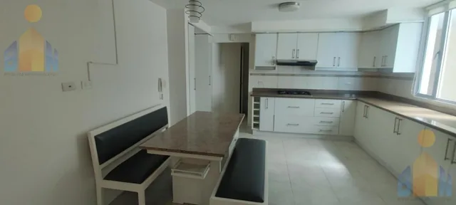 Rento 3 Habitaciones,3 Baños Sierra del Moral, Seguridad — imagen 4