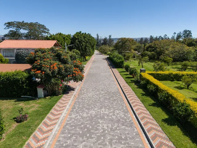 Lote en Venta de 1.425 m² en El Mejor Sector de Puembo en Urbanización — imagen 5