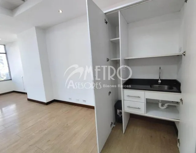 Hermosa Oficina 56 m² en Venta en Sector El Batán — imagen 2