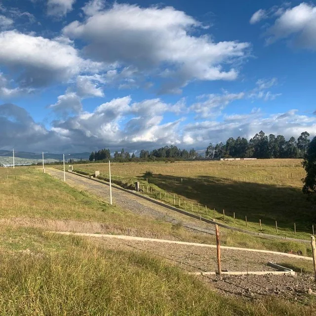 Valle Venta Terreno 3500 m² Dentro de Urbanizacion Valle de Los Chillos Altos de Betania — imagen 3