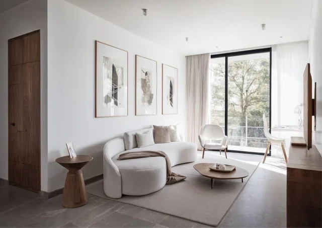 Casa de 300 m² con 3 Habitaciones en Venta en Tumbaco — imagen 2