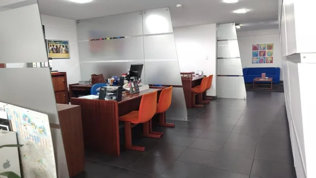 Oficina en Renta Catalina Aldaz y Eloy Alfaro Amoblada — imagen 2