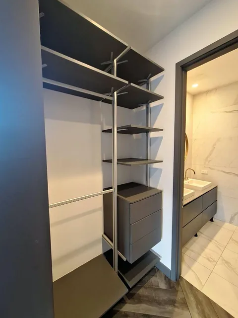 Vendo Dpto. Moderno 109 m² 2 Dorms, 2 Parqueos, 1 Bodega, 1 Terraza, Total 155.86 m² González Suárez — imagen 3