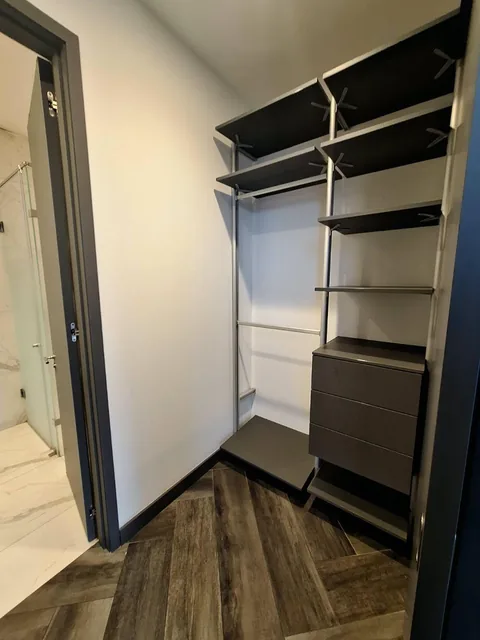 Vendo Dpto. Moderno 109 m² 2 Dorms, 2 Parqueos, 1 Bodega, 1 Terraza, Total 155.86 m² González Suárez — imagen 2