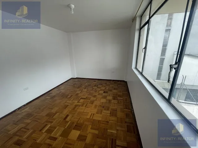 Venta Comodo Departamento 3 Dorm. Av de La Prensa — imagen 3