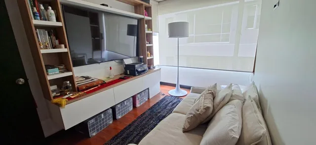 Departamento en Venta 2habitaciones + Balcón en La Av 6 de Diciembre y Portugal — imagen 2