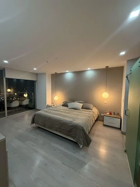 Se Renta Lujoso Departamento Amoblado $2.000 Amplio Departamento de 90 m² con 39 m² de Terraza — imagen 2
