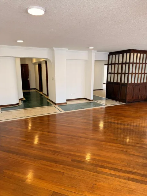 Vendo Excelente Departamento Remodelado Ubicado en El Quito Tenis Cercano Al C. C. El Bosque — imagen 2