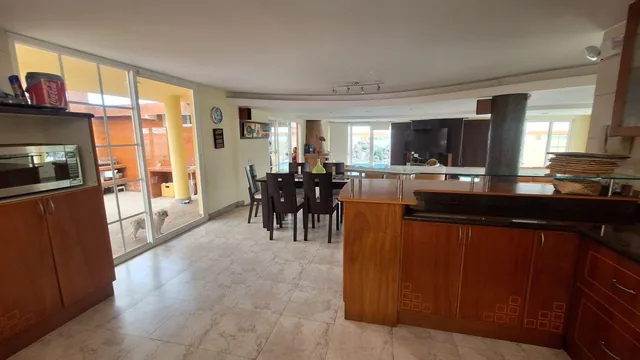 Casa en Terreno de 1600 m — imagen 2