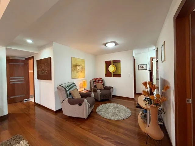 Departamento de 161 m² con 3 Recámaras en Venta, La Carolina — imagen 5
