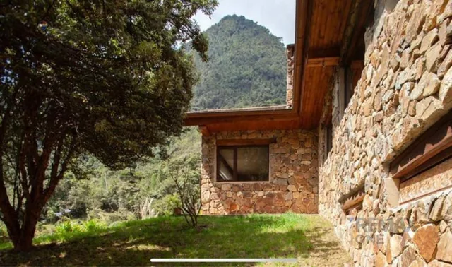 En Venta Casa con Amplio Terreno Sector Via Mazan El Cajas Cuenca, Azuay — imagen 3