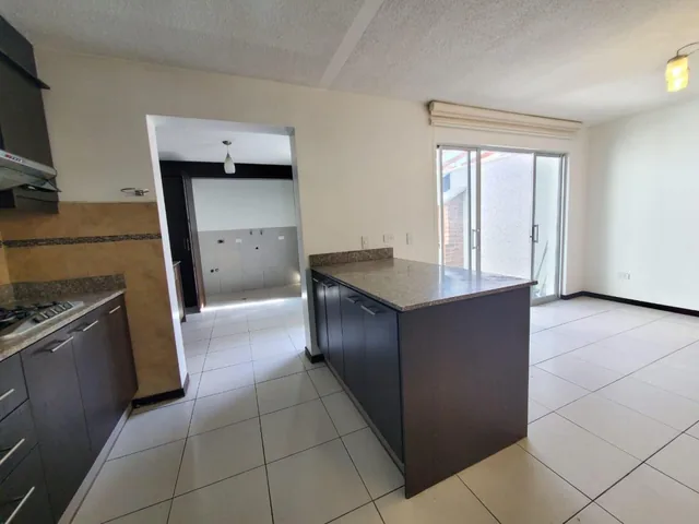 Vendo Casa en Conjunto en Los Bosques de La Armenia 1 — imagen 2