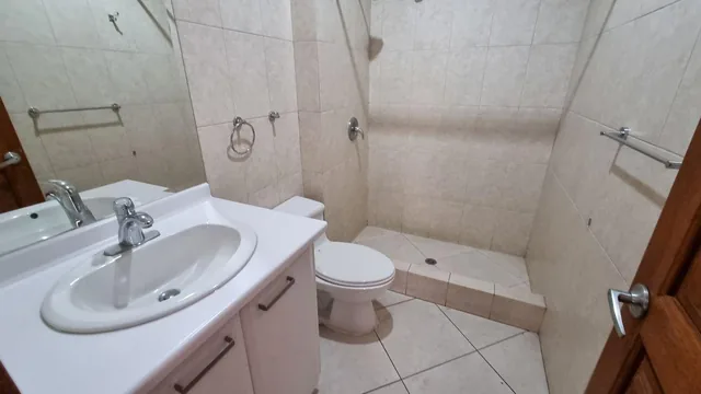 Departamento en Venta 2 Habitaciones Sector González Suárez — imagen 4
