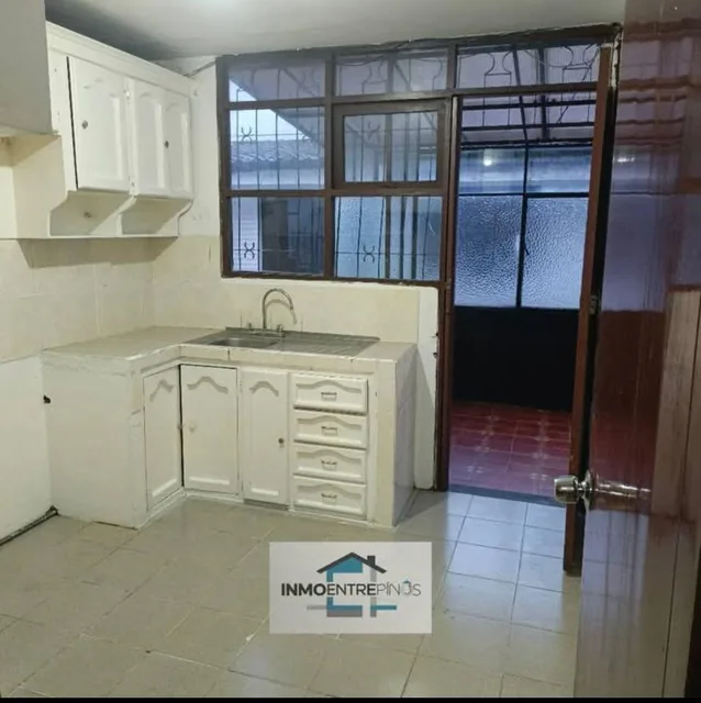 Mañosca Casa en Conjunto Duplex 3 Dorm. y Estudio y Suite 2 Dorm. Patio Jardín — imagen 5