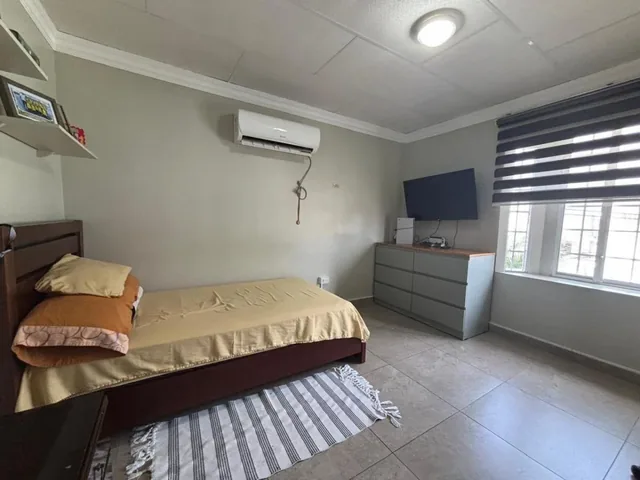 Venta Casa Urbanización Los Girasoles, Sector Ceibos, Guayas — imagen 3