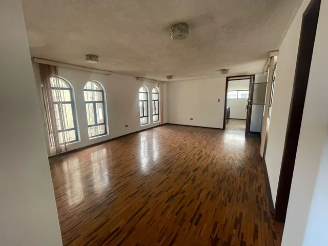 Casa Comercial en Venta Jipijapa Plaza de Toros — imagen 2